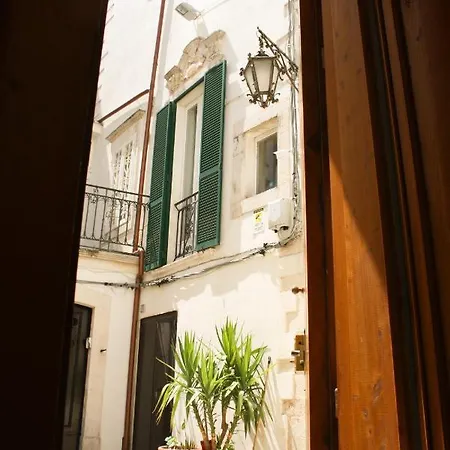 1603 - Historical House